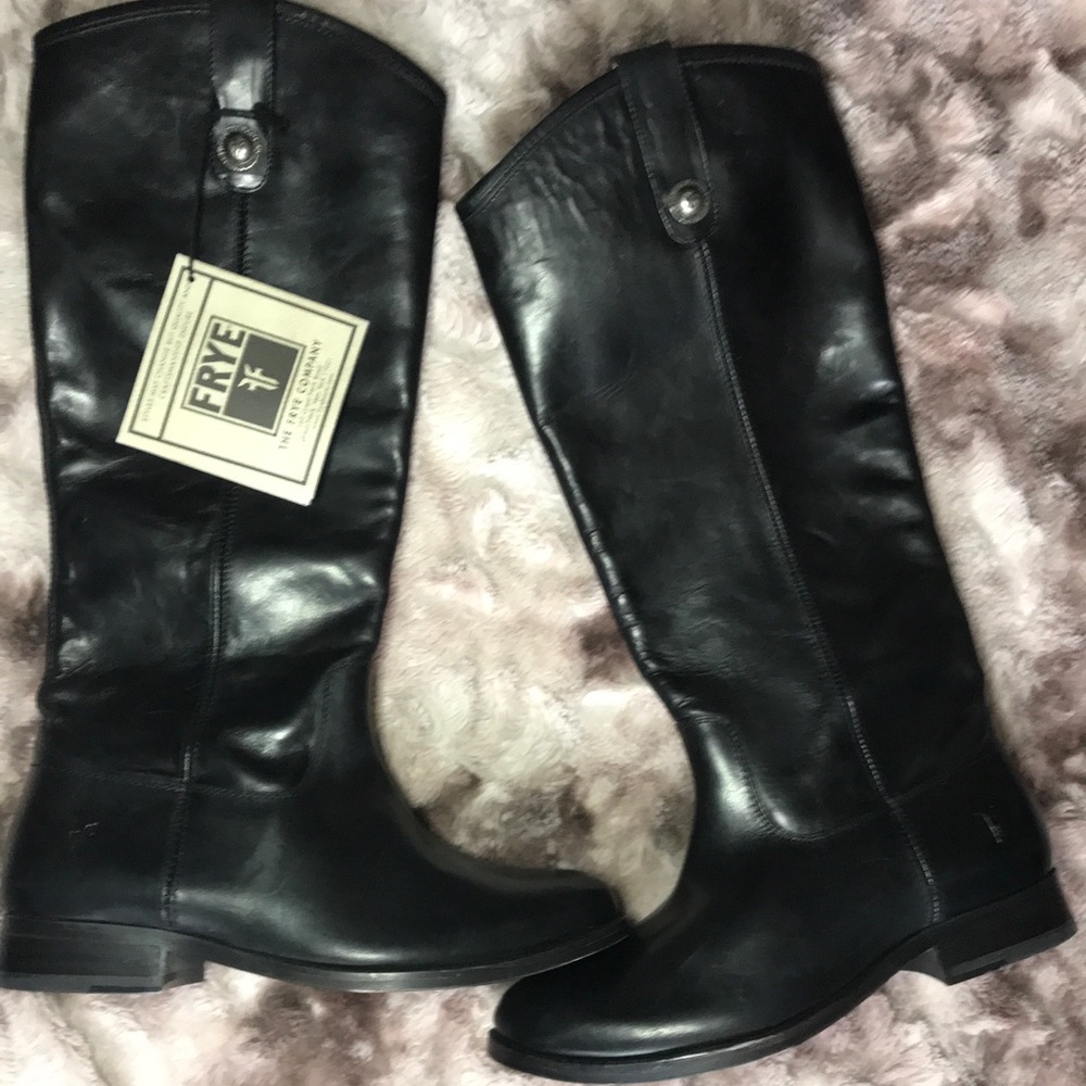 NWOB Melissa FRYE Boots